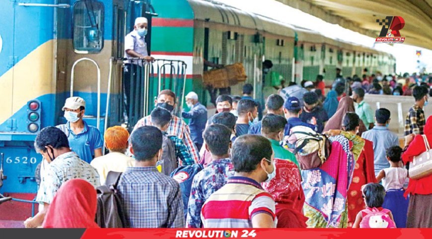 ফাঁকা হচ্ছে ঢাকা, নাড়ির টানে বাড়ি ফিরছে নগরবাসী