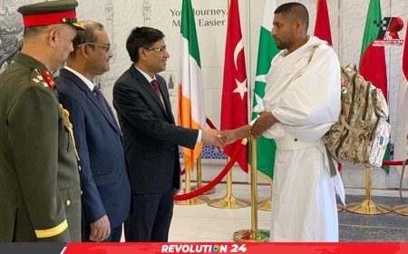 সৌদি আরবে পৌঁছেছে বাংলাদেশের প্রথম হজ ফ্লাইট