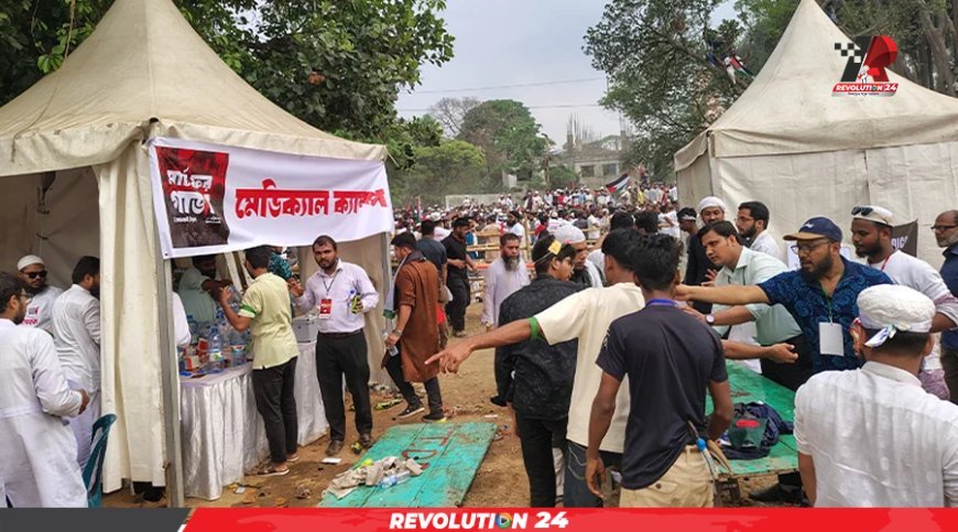 ‘মার্চ ফর গাজা’ কর্মসূচিতে অসুস্থ প্রায় অর্ধশতাধিক, চিকিৎসা সেবা দিচ্ছে ১০টি মেডিকেল বুথ