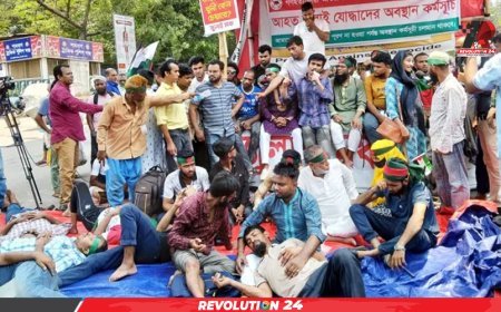 তিন দাবিতে এখনো শাহবাগ অবরোধ
