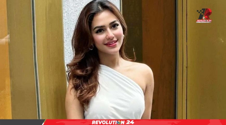 কারামুক্ত হয়েই যা জানালেন চিত্রনায়িকা নুসরাত ফারিয়া