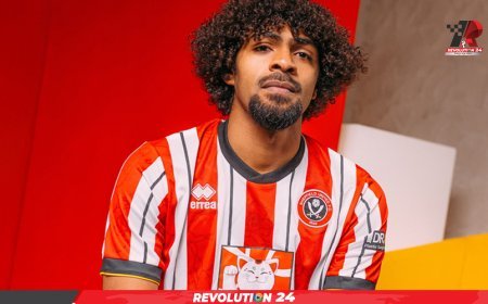 ব্যর্থতায় চাকরি হারালেন হামজাদের কোচ