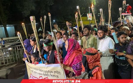 ‘চাঁদাবাজদের কালো হাত গুঁড়িয়ে দাও’, স্লোগানে মুখর শাহবাগ-শহিদ মিনার