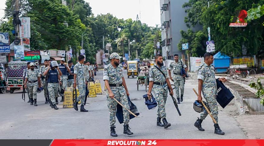 গোপালগঞ্জে কারফিউ চলাকালে অভিযান, ৪৫ জন আটক