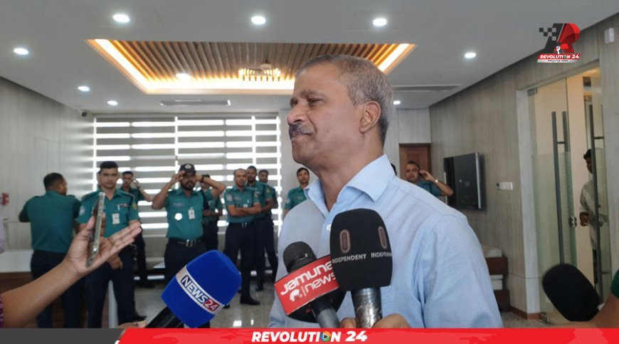 নির্বাচন পেছানোর সুযোগ নেই: আইন উপদেষ্টা