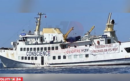 শহিদুল আলমের ফ্রিডম ফ্লোটিলা জাহাজ আটক করেছে ইসরায়েল