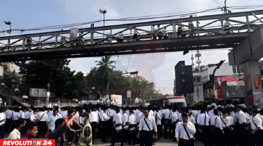 সায়েন্স ল্যাব মোড় অবরোধ ঢাকা কলেজ শিক্ষার্থীদের