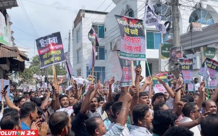 ভোলায় বিএনপি-বিজেপি পাল্টাপাল্টি শোডাউন, বিজেপি অফিস ভাঙচুর