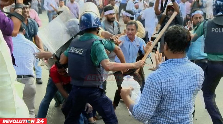 দশম গ্রেডে বেতনসহ ৩ দফা দাবি, শহীদ মিনারে অবস্থান কর্মসূচি