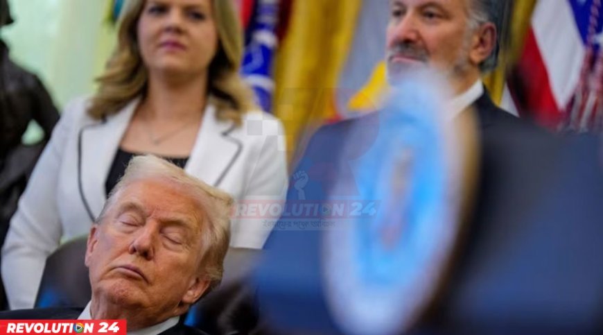 ট্রাম্পের চোখ বন্ধ ছবি নিয়ে বিতর্ক, হোয়াইট হাউজের দাবি প্রেসিডেন্ট ঘুমাননি