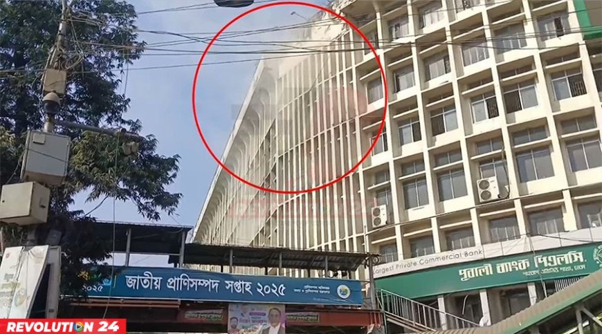 পিজি হাসপাতালে আগুন নিয়ন্ত্রণে, ফায়ার সার্ভিসের ৭ ইউনিটের তৎপরতা