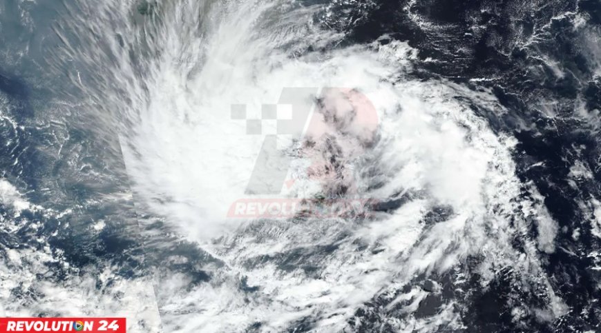 ২৪ ঘণ্টার মধ্যে আঘাত হানতে পারে ঘূর্ণিঝড় ডিটওয়াহ