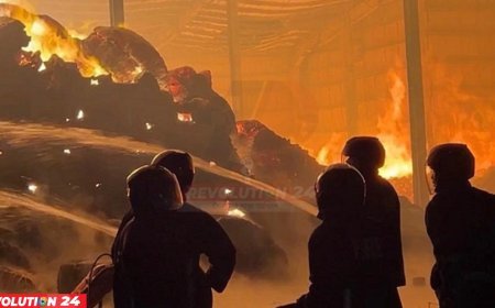 নরসিংদীতে স্পিনিং মিলের গোডাউনে আগুন ১৩ ঘণ্টায়ও নিয়ন্ত্রণে আসেনি