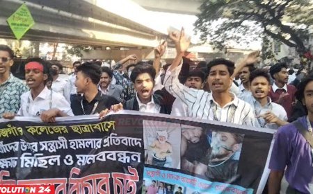 ফার্মগেটের সড়ক ছেড়ে দিয়েছে, যান চলাচল স্বাভাবিক