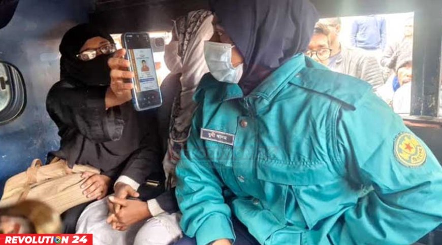 শিবিরের ভিপি প্রার্থীর স্ত্রীকে হেনস্তা ও পুলিশের হাতে তুলে দেয়ার অভিযোগ ছাত্রদলের বিরুদ্ধে