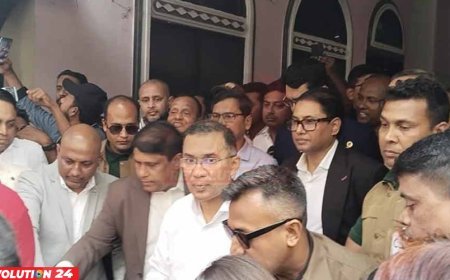 বনানীতে ফ্রি অ্যানিমেল ক্লিনিক উদ্বোধন করলেন তারেক রহমান