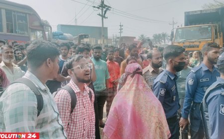 বকেয়া বেতনের দাবিতে ঢাকা-সিলেট মহাসড়ক অবরোধ