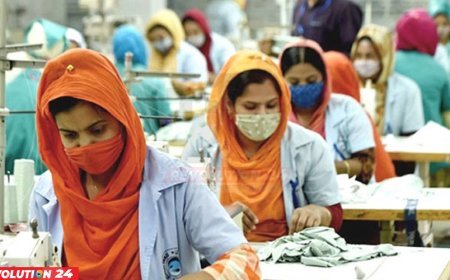 ঈদের ছুটির আগেই শ্রমিকদের বেতন-বোনাস পরিশোধের নির্দেশ শ্রমমন্ত্রীর