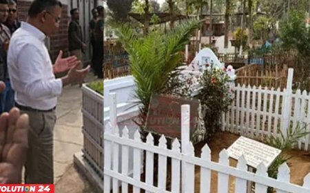 নানা-নানির কবর জিয়ারত করলেন প্রধানমন্ত্রী তারেক রহমান