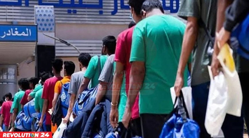 ইরান থেকে দেশে ফিরছেন দুই শতাধিক বাংলাদেশি