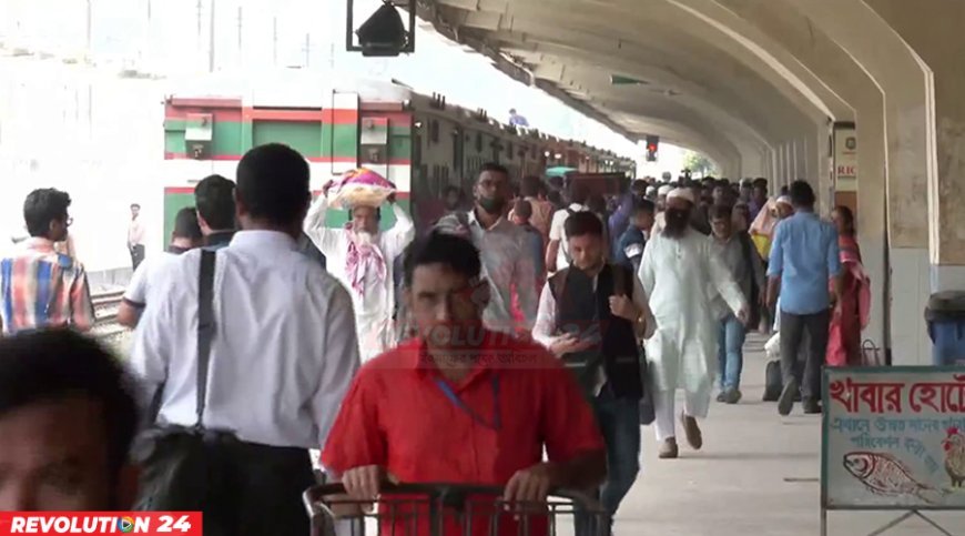 আজও ঢাকামুখী মানুষের ঢল, বাড়তি ভাড়া নেয়ার অভিযোগ