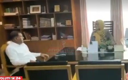 অফিসের পরিবেশ রক্ষা ও শিক্ষার্থীদের দক্ষতা বৃদ্ধিতে শিক্ষা সচিবের নির্দেশ