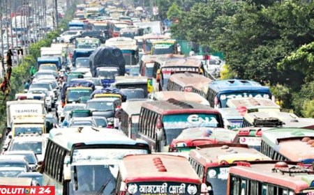 ভাড়া বাড়াতে বৈঠকে বসেছে বিআরটিএ ও পরিবহন মালিকরা