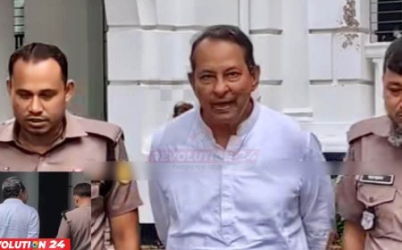 ইনুকে ‘টেনশন না করতে’ বলা দুই পুলিশ সদস্য প্রত্যাহার