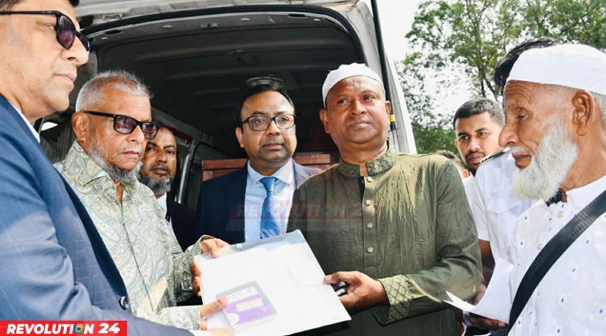 সৌদিতে নিহত প্রবাসী মামুনের মরদেহ গ্রহণ করলেন প্রবাসী কল্যাণ মন্ত্রী