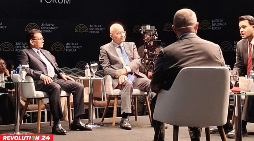 রোহিঙ্গা সংকটের টেকসই সমাধান রাখাইনেই নিহিত: পররাষ্ট্রমন্ত্রী