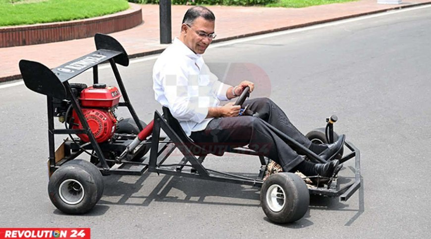 কলেজছাত্র রিজয়ানের গো-কার্ট চালিয়ে উৎসাহ দিলেন প্রধানমন্ত্রী