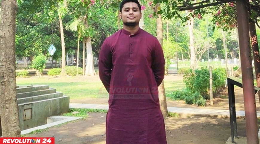 মধ্যরাতে হাসনাতের ‘অফসাইড’ পোস্ট ভাইরাল
