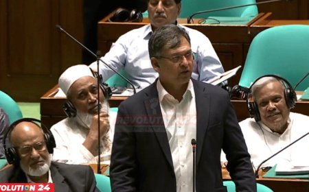 মানহানি ও ভুয়া কনটেন্ট ঠেকাতে সাইবার সুরক্ষা আইন সংশোধন হচ্ছে: স্বরাষ্ট্রমন্ত্রী