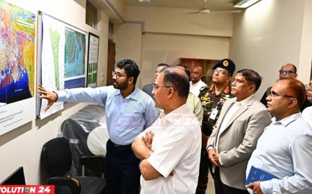 মহাকাশ গবেষণা প্রতিষ্ঠান ‘স্পারসো’ আকস্মিক পরিদর্শনে প্রধানমন্ত্রী