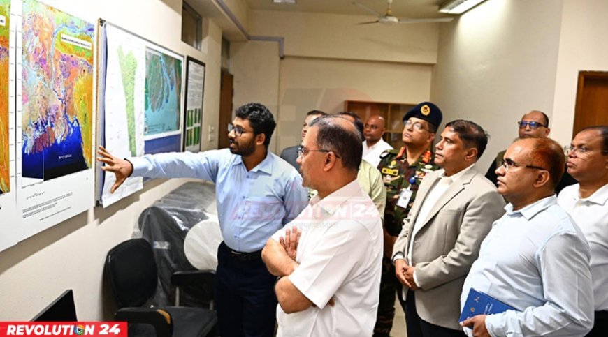 মহাকাশ গবেষণা প্রতিষ্ঠান ‘স্পারসো’ আকস্মিক পরিদর্শনে প্রধানমন্ত্রী