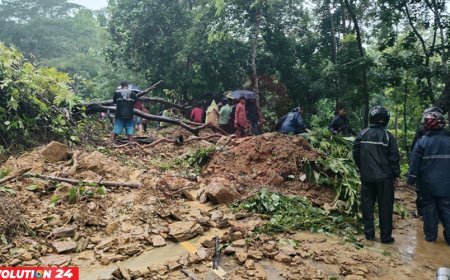 গত ৪ দিনে পাহাড়ধসে ৩০ জনের মৃত্যু: দুর্যোগ ব্যবস্থাপনা ও ত্রাণমন্ত্রী