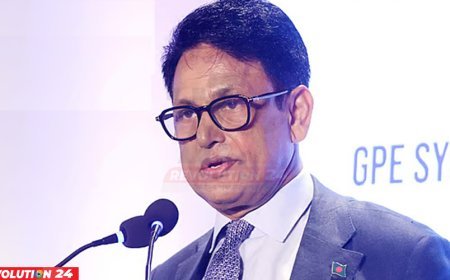 ‘শিক্ষার্থীদের পড়ার টেবিলে ফেরার আহ্বান শিক্ষামন্ত্রীর, ক্ষতিগ্রস্তদের পরীক্ষা ফের নেয়া হবে’