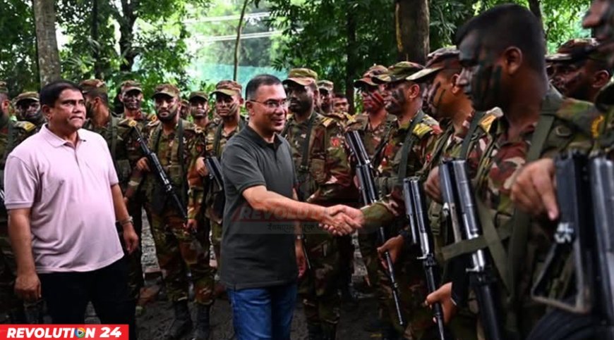 বিস্তীর্ণ জঙ্গলে সেনাবাহিনীর গ্রীষ্মকালীন মহড়া পরিদর্শনে প্রধানমন্ত্রী