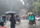 ভারী বৃষ্টিতে চট্টগ্রামে জলাবদ্ধতা, দুর্ভোগে নগরবাসী