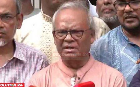 সরকারকে ব্যর্থ করতে একটি দল চক্রান্ত চালাচ্ছে: রিজভী