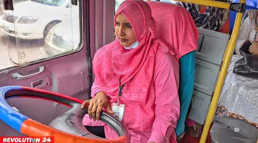 রাজধানীতে ‘পিংক বাস’ চালু যেসব রুটে চলবে নারী বাস