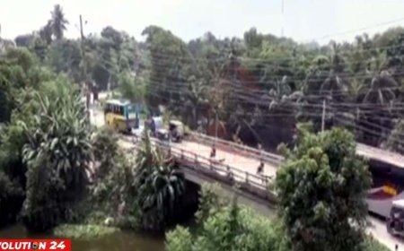 ডোবার ওপর ১৫ কোটি টাকার সেতু! সরকারি অর্থ অপচয়ের আশঙ্কা