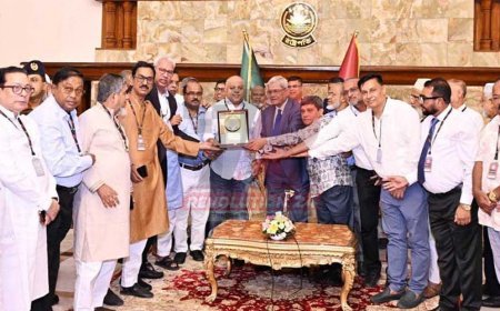 গণতন্ত্র শক্তিশালী করতে স্থানীয় সরকার শক্তিশালী করুন