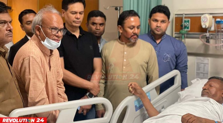 আহত প্রতিমন্ত্রী আবুল বারী হাসপাতালে দেখতে গেলেন রুহুল কবির রিজভী
