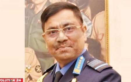 কাতারে গ্রেপ্তার সাবেক বিমানবাহিনী প্রধান