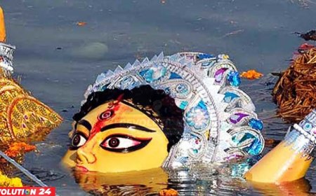 রাজধানীর ৩৩ স্থানে প্রতিমা বিসর্জন নিরাপত্তায় মাঠে ১৬ হাজার পুলিশ