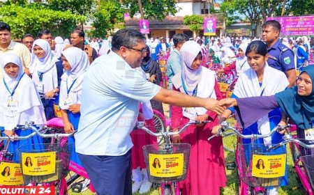 জাইমা রহমানের জন্মদিনে ৫৪৮  ছাত্রীর জন্য বিশেষ উপহার!