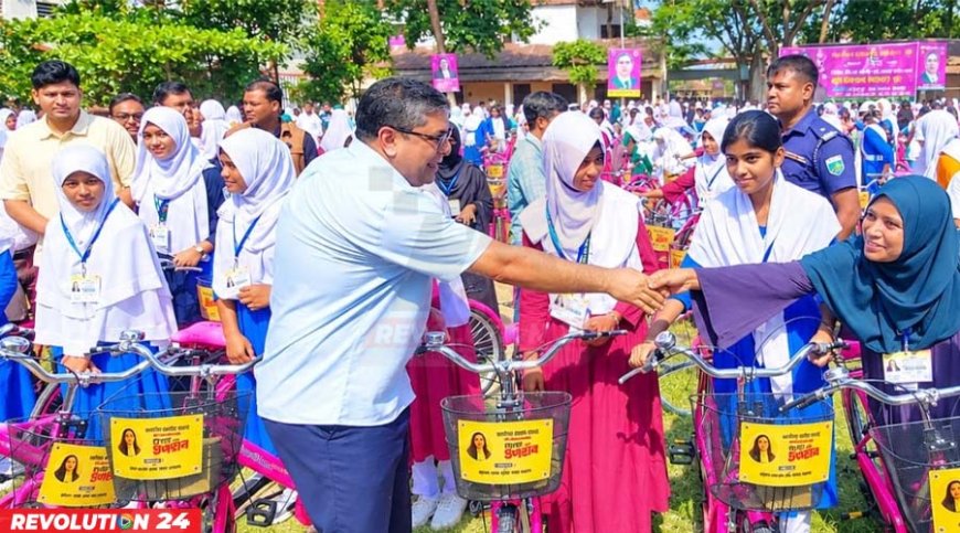 জাইমা রহমানের জন্মদিনে ৫৪৮  ছাত্রীর জন্য বিশেষ উপহার!